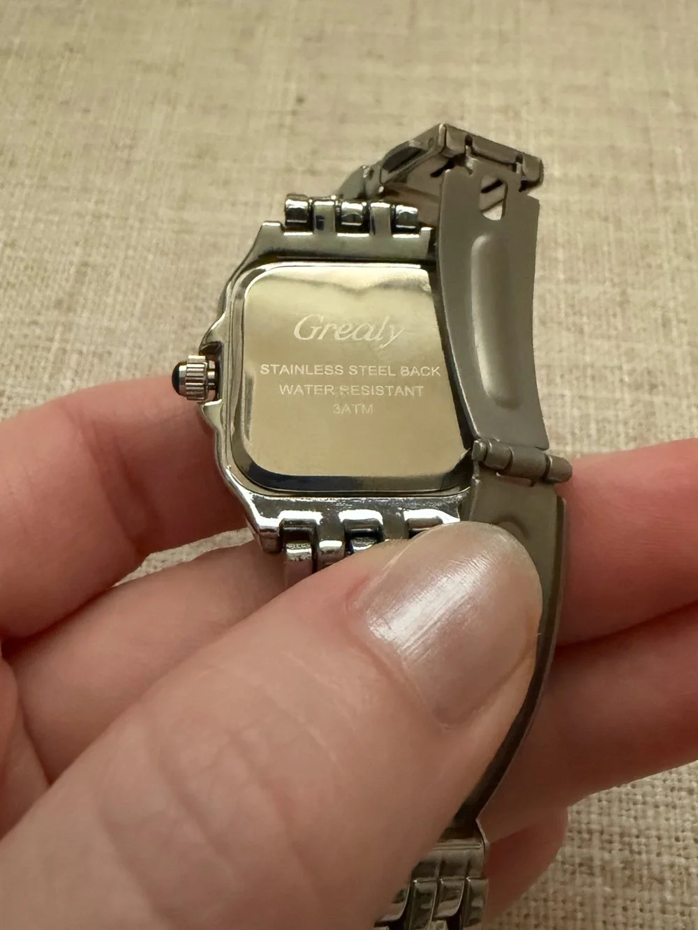 N/A grealy wristwatch